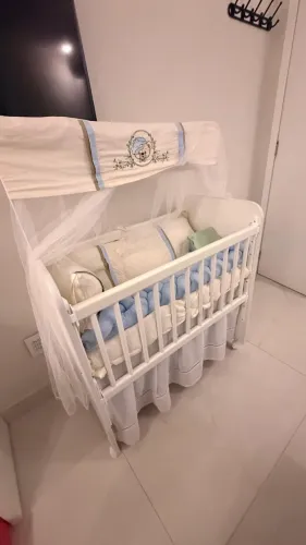 Mini berço + Colchão + Kit mini berço 7 peças (Novíssimo)