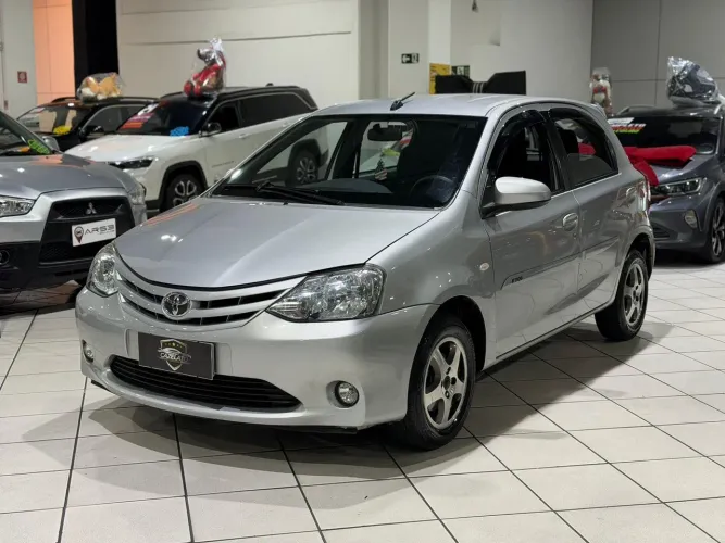 Toyota Etios XS 1.5 Flex 16V 5P Aut. 2017