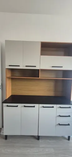 Armário de cozinha ou guarda comida 