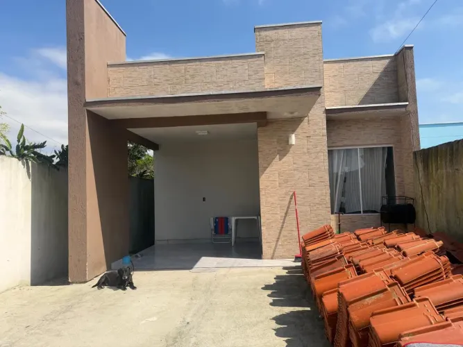Casa a venda em tijucas