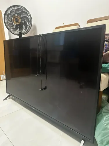 TV LG 55UN7310PSC com defeito na imagem - Para Retirada de Peças / Sucata