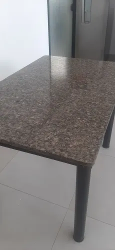 Mesa de Jantar 120 cm  base Aço Tampo Granito usado 