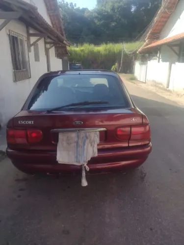 Ford Escort GL 1.8i 16V 4P 1997