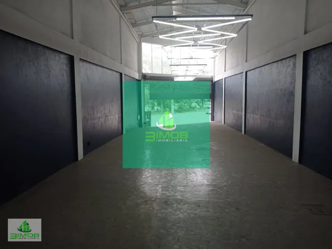 Excelente Galpão / Barracão com alta visibilidade para seu negócio / Locação, Imirim, São