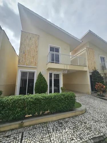EXCELENTE OPORTUNIDADE! Casa no Cond. Maison Carmelle, próximo à Av. Benjamin Brasil. São