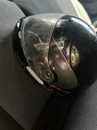 Capacete