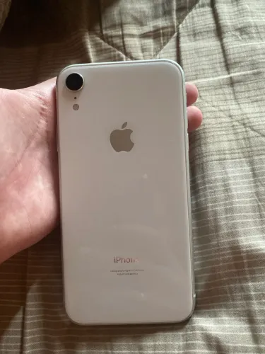 iPhone XR