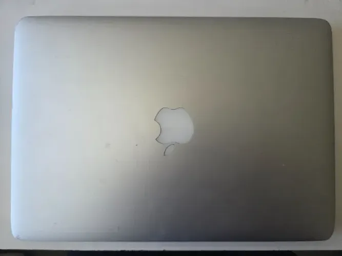 Mac Book Pro 2015 8Gb RAM 128 GB