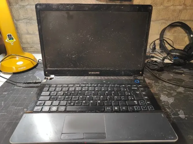 Notebook Samsung np300e4a Ler descrição