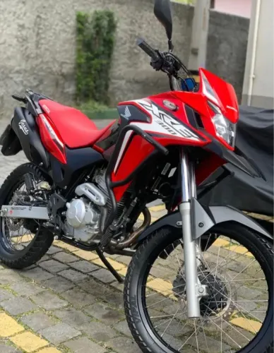 XRE300