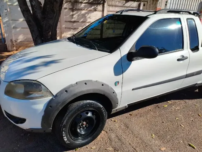 Fiat Strada Working 1.4 MPI Fire Flex 8V CE 2013