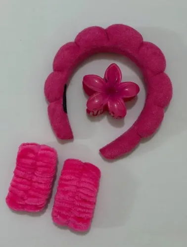 Tiara Nuvem + piranha flor + pulseiras de skincare