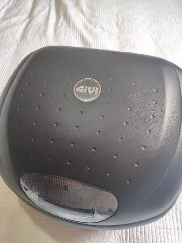 Bauleto Givi E33 Litros Monolock R$290,00