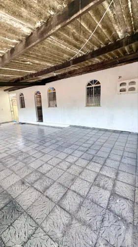 Alugo casa conj Renato S Pinto 2 próximo av das torres