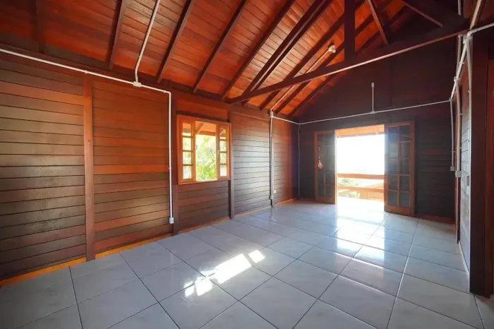 Casa para Alugar na Praia Comprida | Condomínio Fechado | Vista Mar