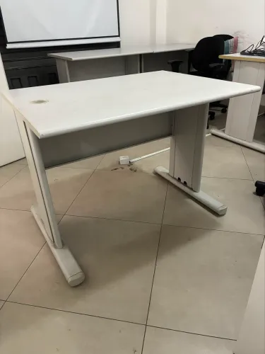 Mesa para computador