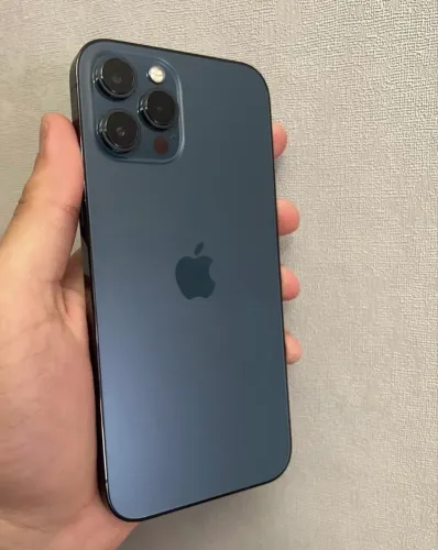 iPhone 12 Pro Max azul