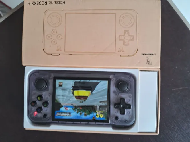 Anbernic RG 35XX H, game console de mão