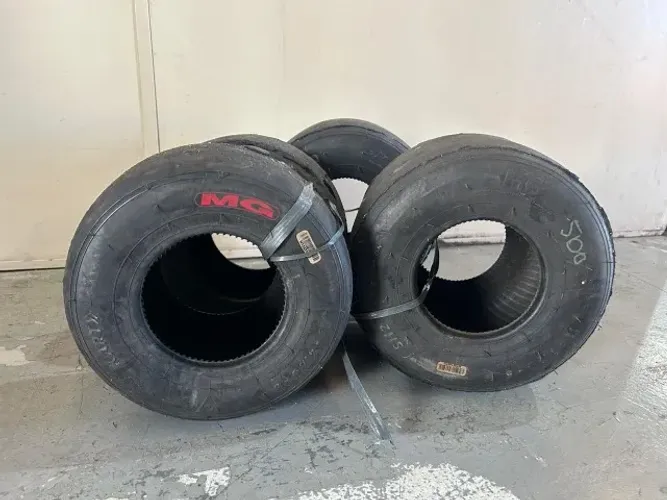 Kit 4 Pneus de pista tubeless p/ kart