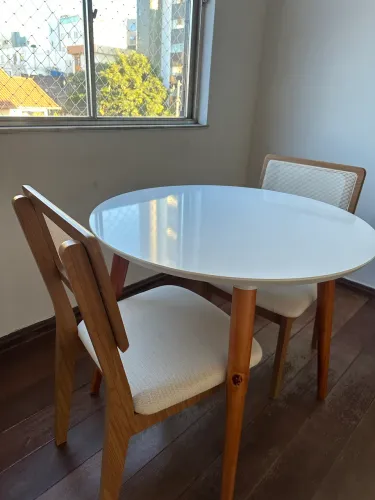 Mesa Veneza Redonda Branca 900 sem vidro Branco 