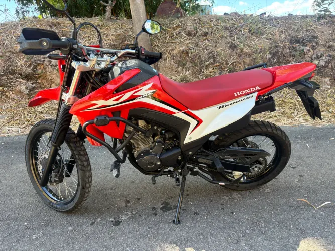 Honda XR 300L Tornado 2025/2025 - Estado de Zero!