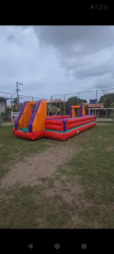 Guerra de Cotonetes, Futebol de sabão, Tobogã e muito mais para seu evento.
