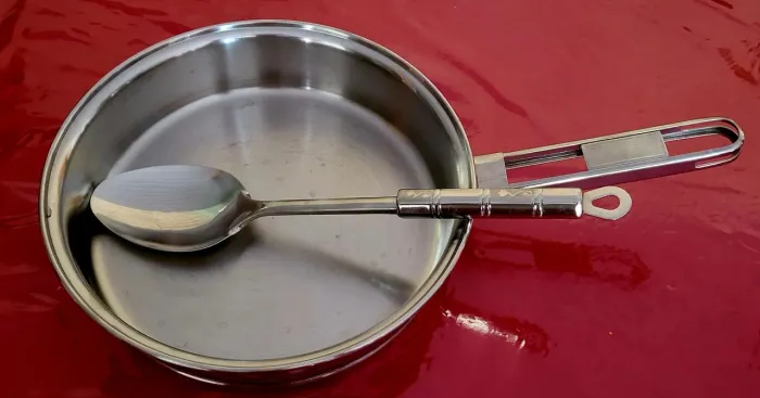 FRIGIDEIRA DE INOX FUNDIDO