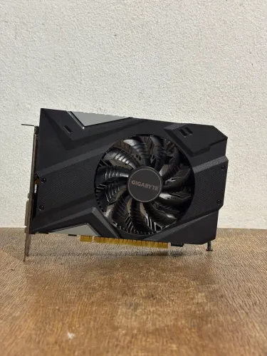 Placa de vídeo GTX 1650