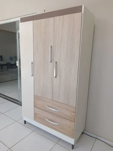 Guarda Roupa