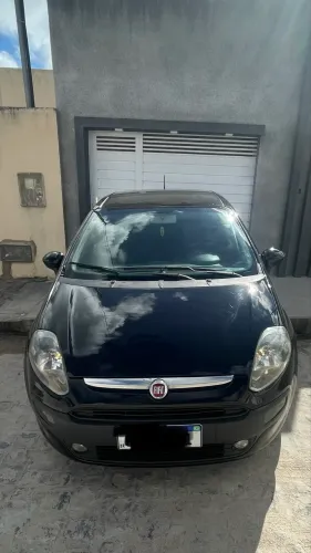 Fiat Punto Attractive 1.4 Fire Flex 8V 5P 2014
