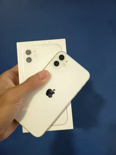 iPhone 11 64GB branco