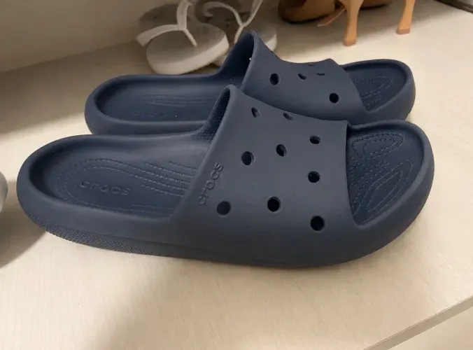 Crocs original tamanho 40 azul marinho