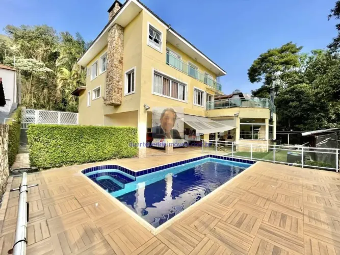 Vende-se Casa no Cond. Vila Verde (Km 36 Raposo) - 4d/3sts, gourmet, piscin