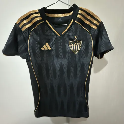 Blusa oficial do galo feminina tamanho P usada 2 vezes