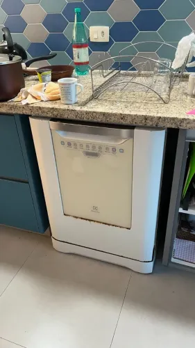 Lava-Louças Electrolux 14 Serviços