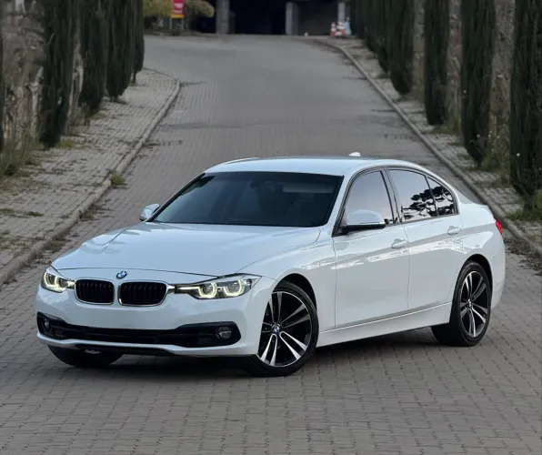 BMW 320I A Modern/sport TB 2.0/a.flex 16V 4P 2018