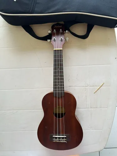 ukulele soprano