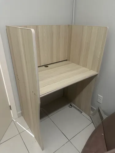 Vendo escrivaninha