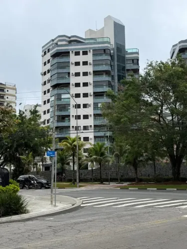 Imóvel para aluguel com 117 metros quadrados com 2 quartos em Enseada - Guarujá - SP