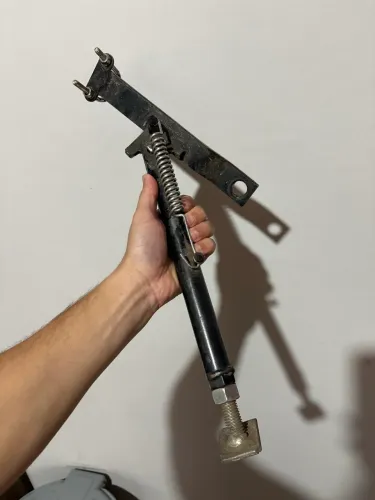 Cavalete traseiro 