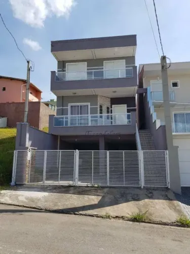 Casa com 3 dormitórios à venda, 250 m² por R$ 900.000,00 - Villa Verde - Franco da Rocha/S