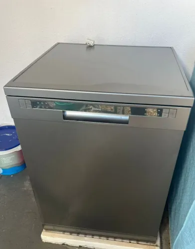 Máquina de lavar louça 14 serviços Midea