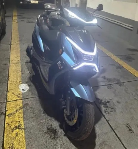 Scooter elétrica ótimo estado (2500km)