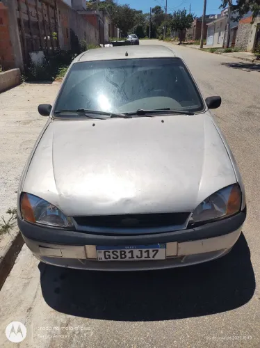 Ford Fiesta GL 1.0 5P 2000