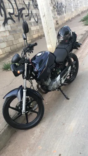 Vende-se factor 