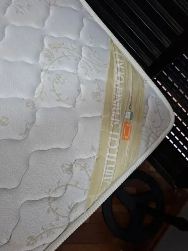 Vendo cama viúva/solteirão com baú