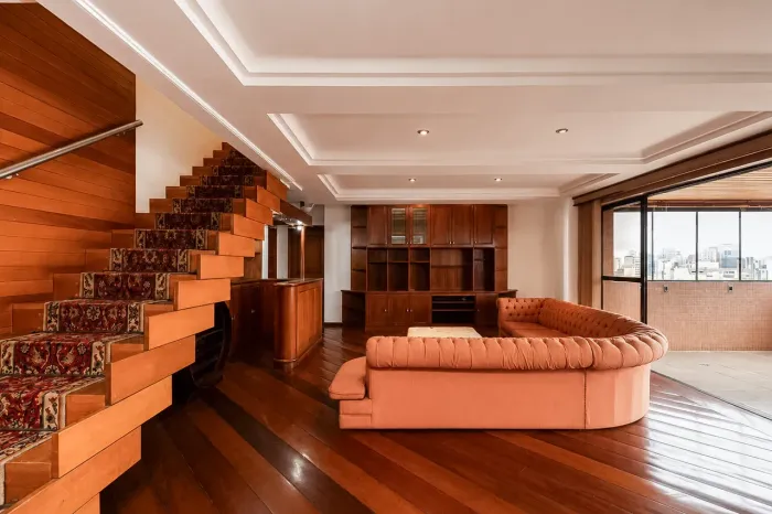 Cobertura duplex para alugar com 4 suítes no Ahú em Curitiba