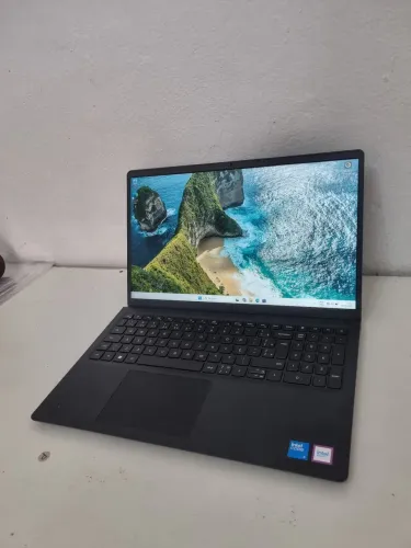 Dell inspiron 3530