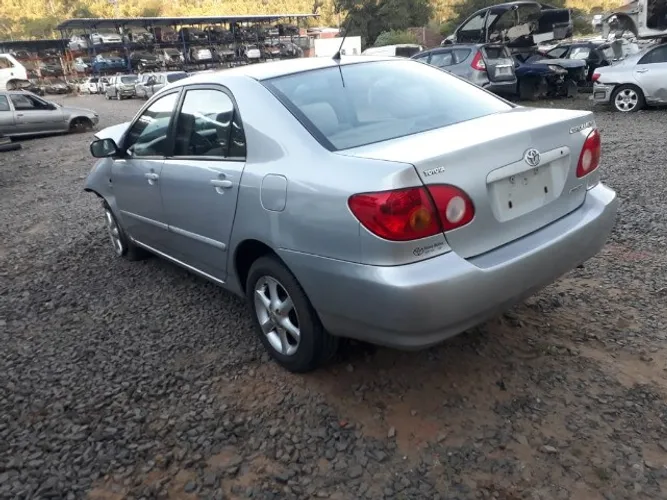 Toyota Corolla 1.8 136cvs Gasolina 2003/2004 vendido em peças