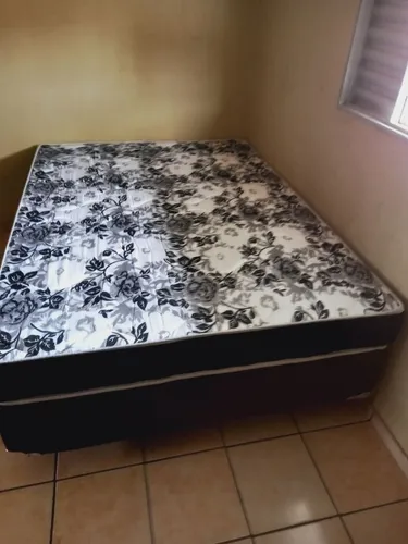 Cama casal com colchão d33 selada